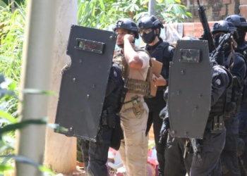 Quatro traficantes são presos e quatro reféns são libertados no bairro de Tancredo Neves, em Salvador