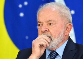 Efeito Lula: Emirados Árabes desistiram de investir R$ 1 trilhão no Brasil, diz senador