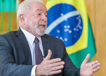 Lula diz que assiste futebol chinês, mas campeonato não tem transmissão no Brasil
