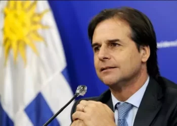 Presidente do Uruguai desmente Lula: ditadura na Venezuela não é ‘narrativa