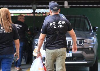 URGENTE! Homem é preso por suspeita de estuprar filhas de 4 e 8 anos