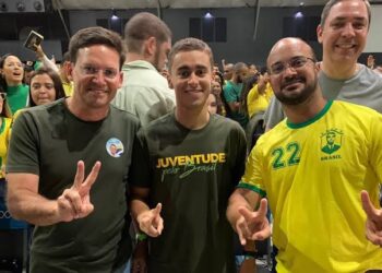 Alden e Roma começam a se estranhar