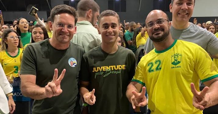 Alden e Roma começam a se estranhar