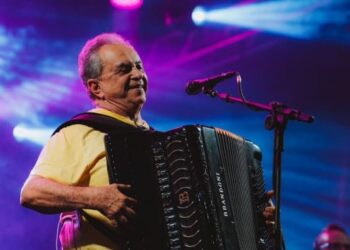 Flávio José anima São Sebastião do Passé em noite de São de João