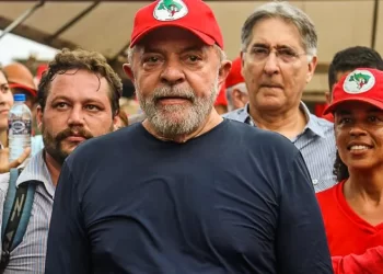Somente 37% da população aprova o Governo Lula, aponta pesquisa IPEC