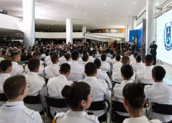 URGENTE: Governo Lula decide acabar com escolas cívico-militares