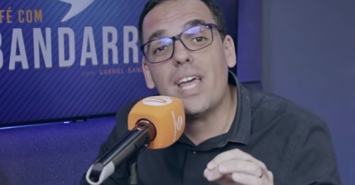 Vereador denuncia articulação obscura de ex-sócio que se aliou ao PT para destruir a oposição de Lauro de Freitas