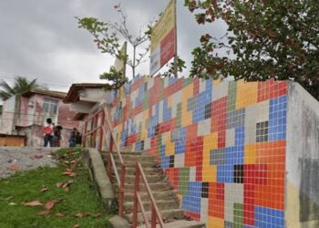 Secretário de Educação de Candeias abafou o caso do professor pedófilo que assediava alunas de 13 a 16 anos