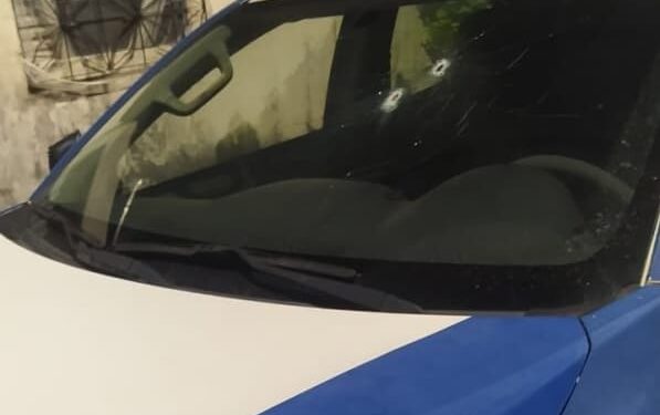 PM apreende fuzil após viatura ser atingida com disparos na região do Ceasa