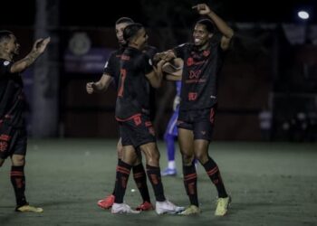 Vitória supera desfalques e vence o Botafogo-SP no Barradão