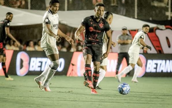 Vitória vence o Ceará e retoma vice-liderança da Série B