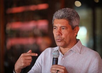 Gabinete de Jerônimo já gastou de R$ 27,5 milhões em  apenas sete meses