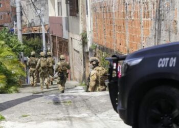 Operação para combater tráfico em Águas Claras já tem seis mortos e 15 presos