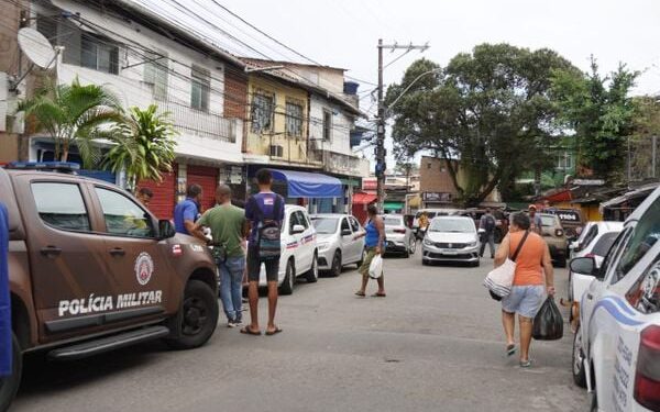 Famílias deixam Alto das Pombas e Calabar às pressas durante conflito armado