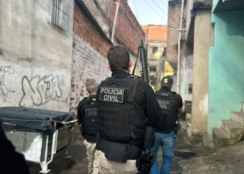 Com apoio da PF, Polícia Civil faz megaoperação em Salvador