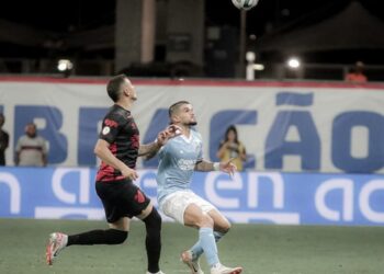 Bahia empata com o Athletico-PR na Fonte Nova e se complica na briga contra o rebaixamento