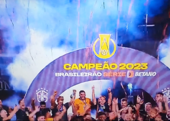 Vitória levanta a taça com mais um triunfo na Toca do Leão