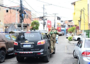 ‘Bonde’ é avistado no Alto da Pombas e um suspeito não resiste a confronto com a polícia