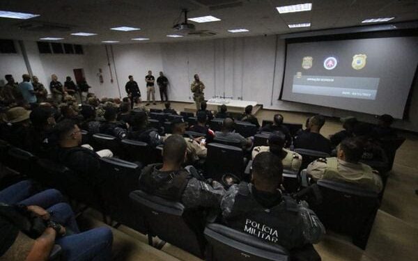 Polícia faz operação de combate à facção criminosa no Nordeste de Amaralina