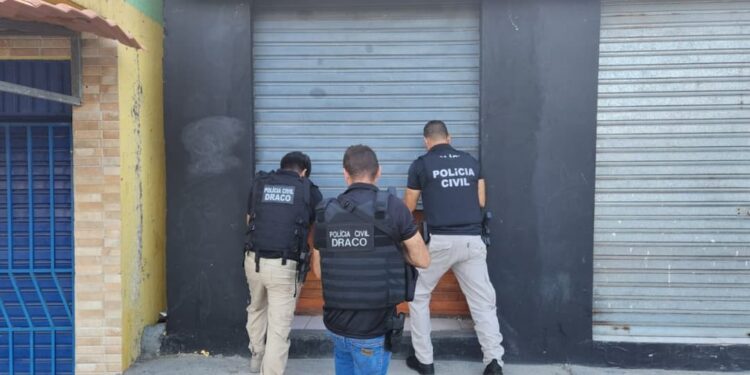 200 policiais participam de operação contra o tráfico de drogas na RMS