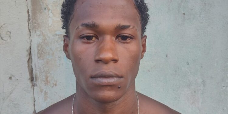 Polícia Civil prende suspeito de associação criminosa, porte de arma e homicídio