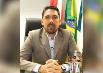 Ex-prefeito afastado pela justiça acredita na morosidade do judiciário baiano