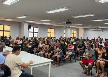 Prefeito de Madre de Deus adia Madre Verão após naufrágio que vitimou 8 pessoas