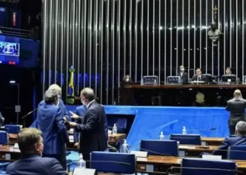 Senado aprova PL do fim da ‘saidinha dos presidiários’, e governo sofre nova derrota