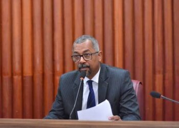 Vereador de Madre de Deus desmente que teve carro e casa atingidos por tiros