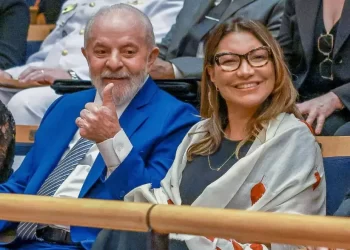 ‘Sumiço’ de móveis do Alvorada foi fake news de Lula