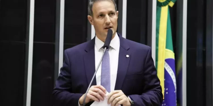 A favor do crime? PT e PSOL tentaram manter as saidinhas no Brasil