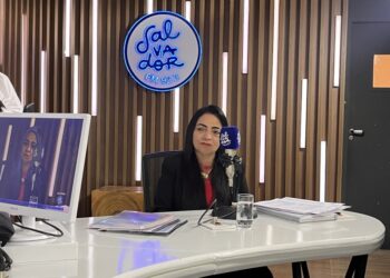 Prefeita diz que vereador Tenóbio vem praticando ‘violência política de gênero’ em Lauro de Freitas