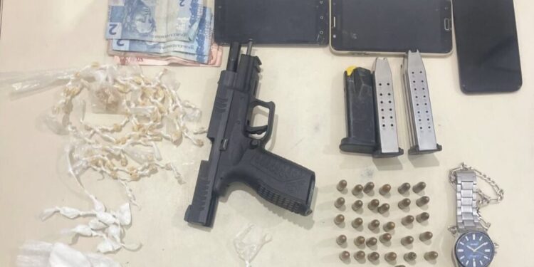 PM prende quadrilha suspeita de tráfico de drogas e homicídios na RMS