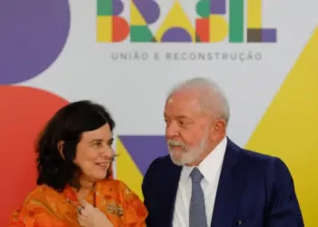 Brasil registra 1.888 mortes por dengue e quase 4 milhões de casos prováveis