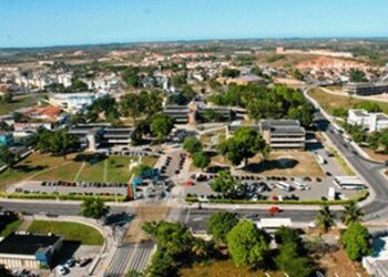 Vereadores de Dias D’Ávila querem aumentar o próprio salário em votação surpresa