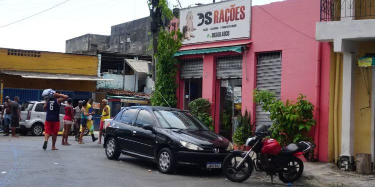 Disputa histórica entre facções no Engenho Velho da Federação gera trocas de tiro e espalha medo entre moradores