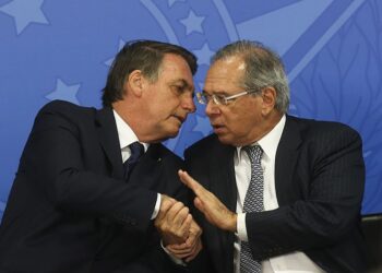 Governo Bolsonaro atuou para ampliar isenção de compras internacionais para até US$ 100