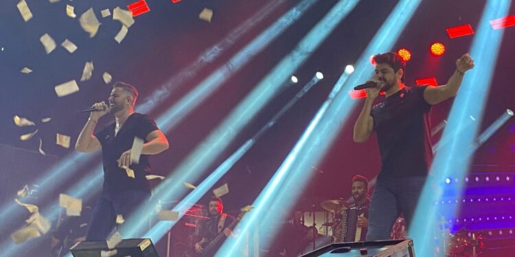 Na abertura do São João de Candeias, Zé Neto e Cristiano revelam paixão pelo forró e por Dorgival Dantas