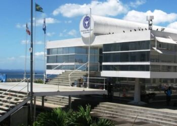 Concurso da prefeitura de Salvador tem vagas com salário de até R$ 12,7 mil; inscrições começam sexta