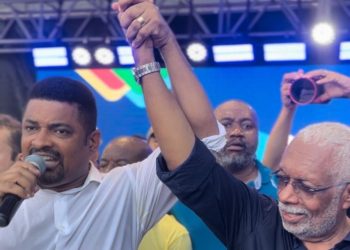 Prefeito Calmon homologa candidatura com Marivaldo Amaral na vice