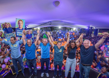 Flávio Matos é confirmado candidato a prefeito de Camaçari em convenção com mais de 15 mil pessoas