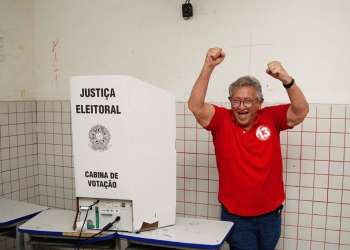 Luiz Caetano (PT) vence as eleições em Camaçari