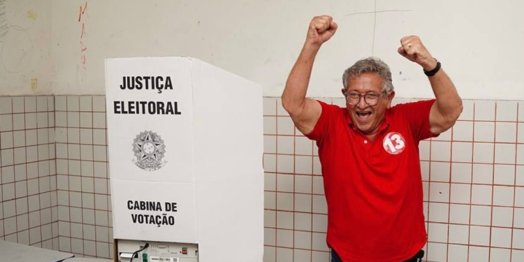 Luiz Caetano (PT) vence as eleições em Camaçari