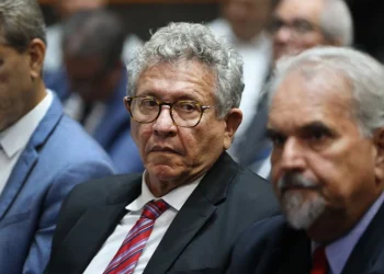 O vale tudo do PT em Camaçari, a fábrica de mentiras de Caetano e a desconexão de Jerônimo na segurança