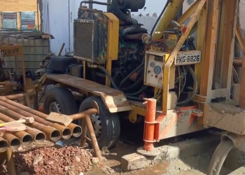 Prefeita Nilza da Mata constrói poço artesiano ao lado de sua residência, denuncia vereador