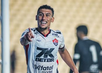 Com gol de Baralhas, Vitória vence o Maranhão e avança de fase na Copa do Brasil
