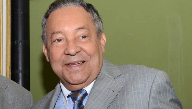 Carlos Muniz lamenta morte do ex-vereador Sandoval Guimarães e decreta três dias de luto