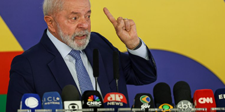 ‘Quando terminar meu mandato vocês vão dizer ‘Lulinha’ fica’, diz presidente a prefeitos