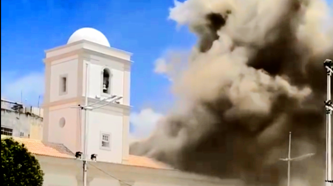 URGENTE! Incêndio atinge Câmara Municipal de Salvador nesta tarde