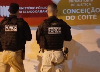 Policiais são presos por obstruir investigação sobre milícias e ameaçar testemunha em Santaluz
